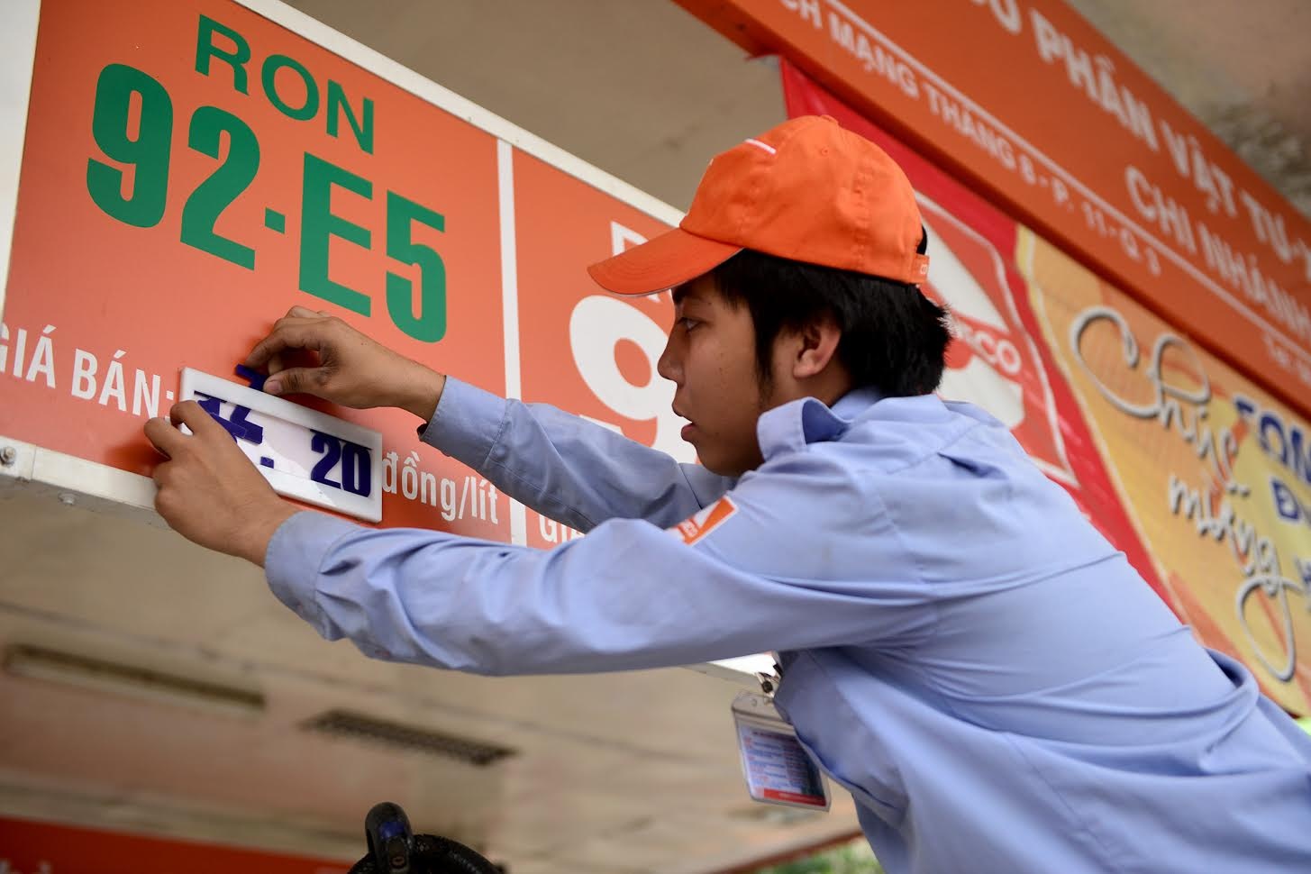 Gia xang tang tu 15h, thap hon du bao hinh anh