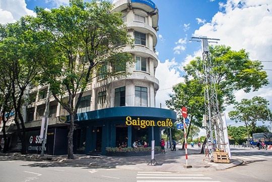 Vi sao chuoi Saigon Cafe dong cua gan het? hinh anh