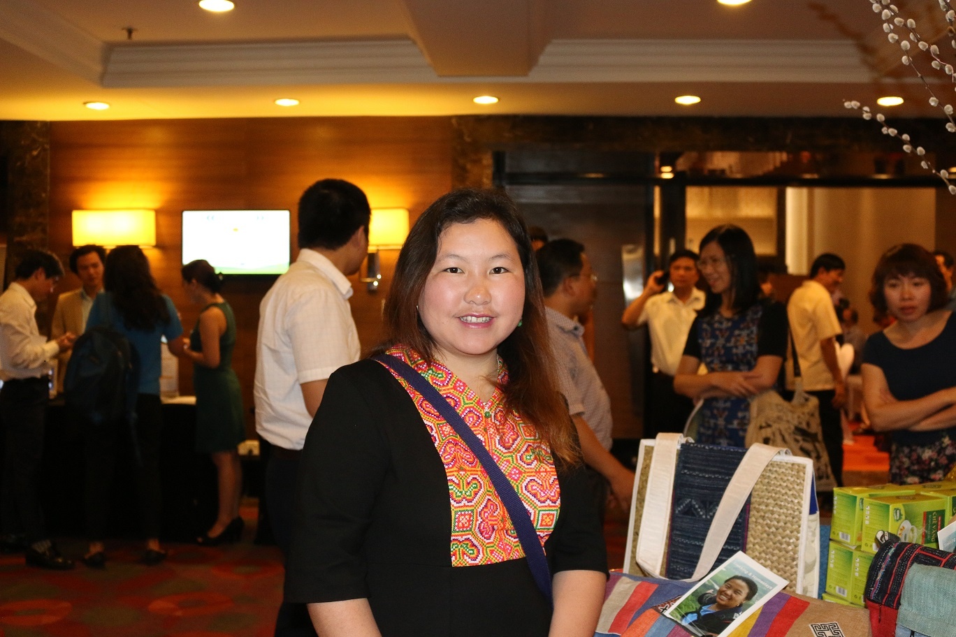 lanh dao nu tre anh 6