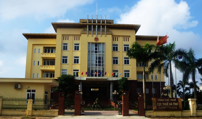 Cat mot nua co quan thue, xoa so phong giao dich kho bac tinh hinh anh