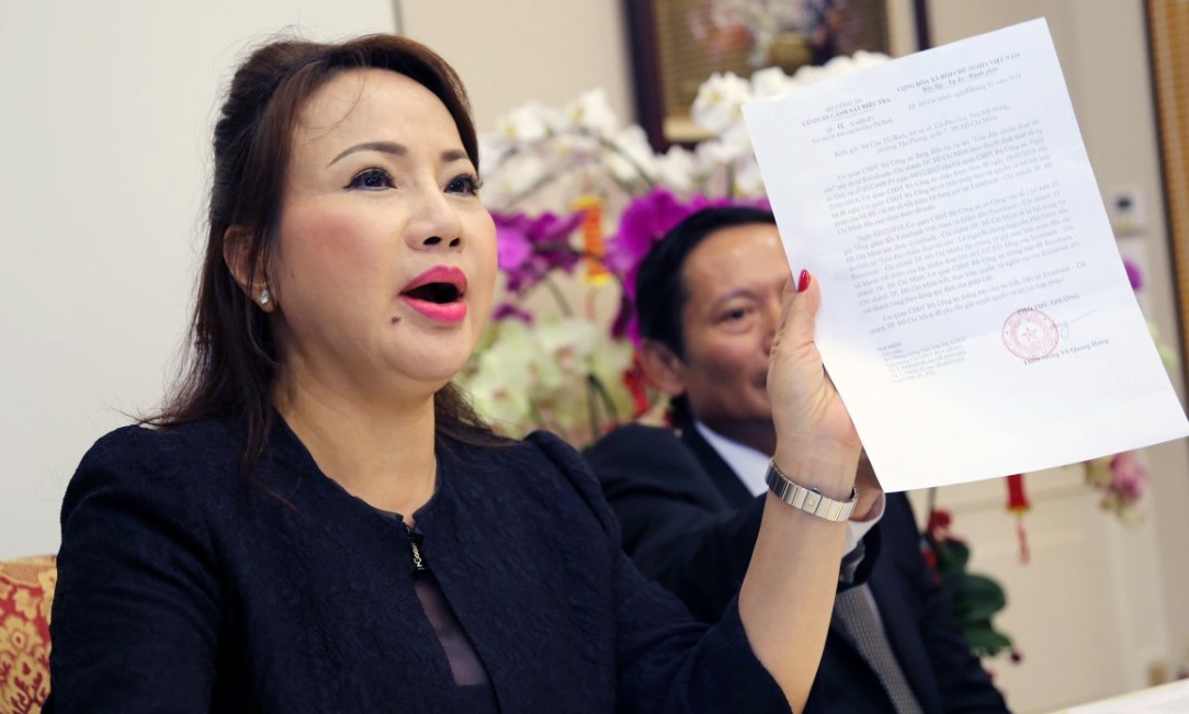 vu mat 245 ty dong o Eximbank anh 1