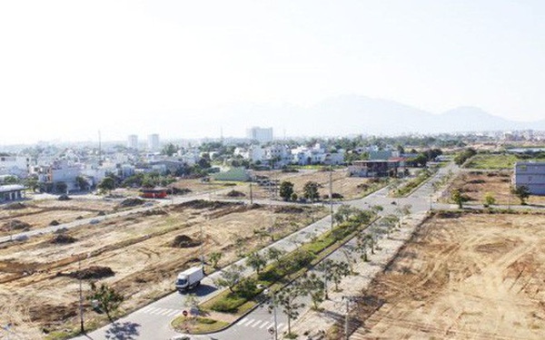 TP.HCM thu hoi hon 1 ha dat vang tai quan 7 hinh anh