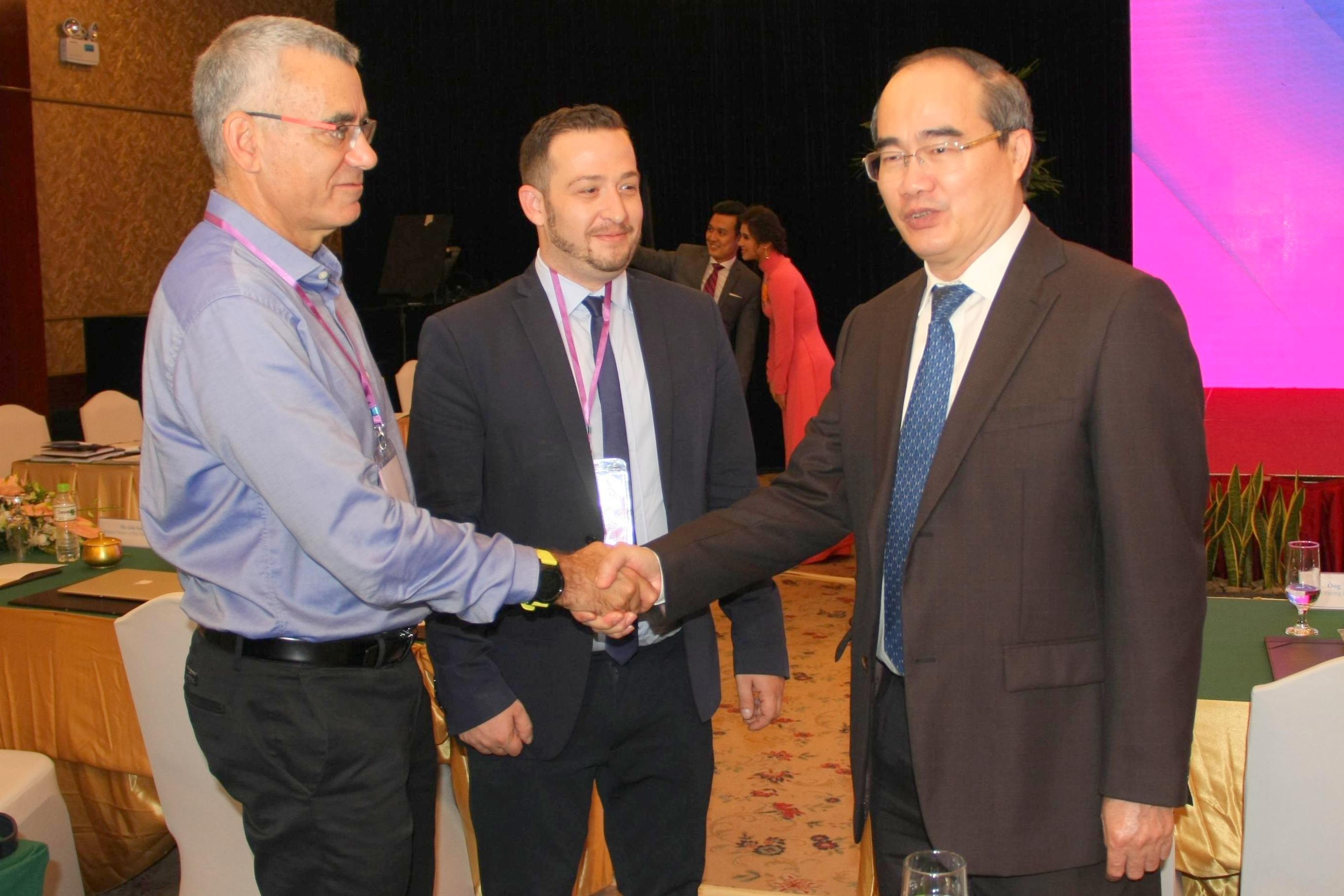 bí thư Nhân chỉ ra điểm yếu TP.HCM ảnh 1 bi thu Nhan chi ra diem yeu TP.HCM anh 1