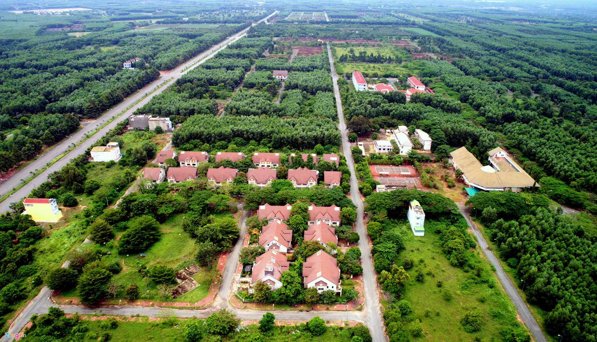 Dat nen Sai Gon chua het sot, nha dau tu don ve Bien Hoa hinh anh