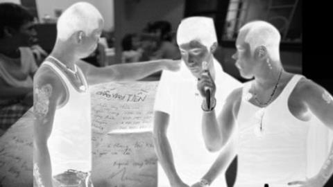 TP.HCM kien nghi cam dich vu doi no thue hinh anh