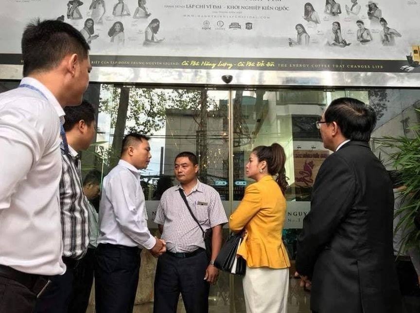 Hon 10 ngay chua ve duoc Trung Nguyen, ba Diep Thao yeu cau cuong che hinh anh