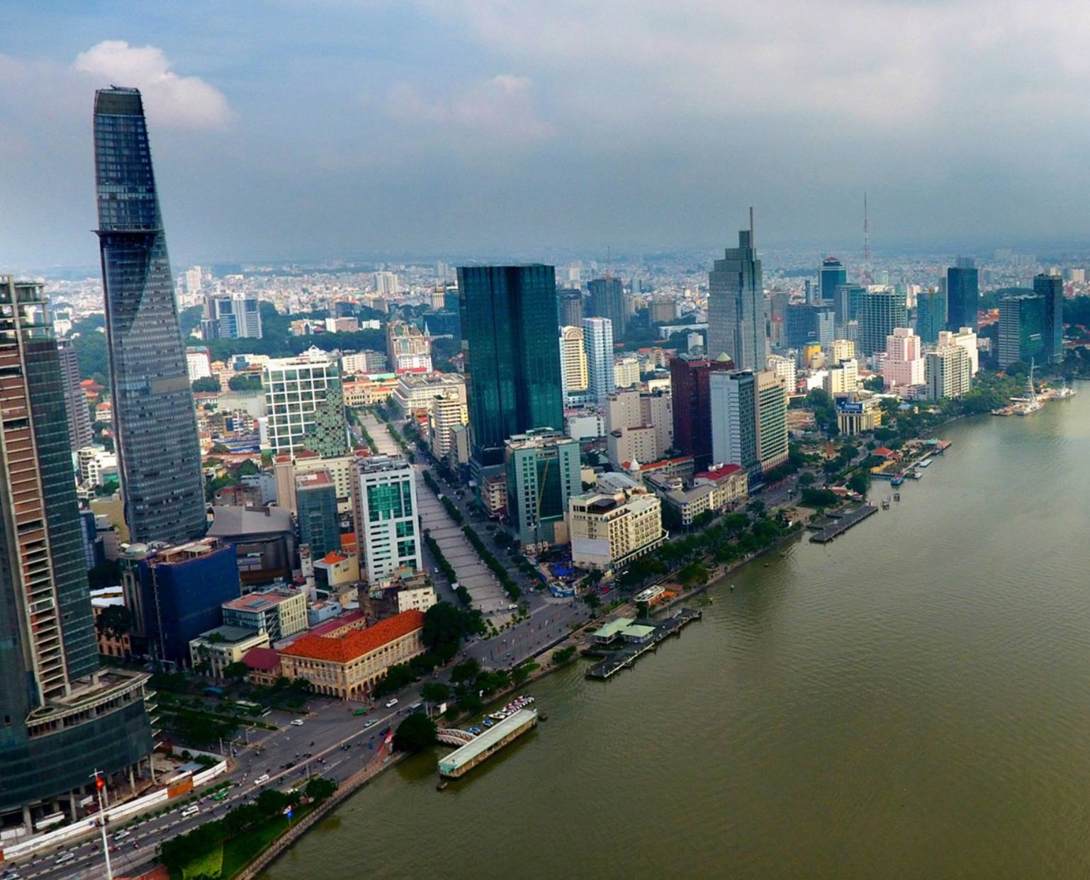 Ty le nguoi Trung Quoc mua nha o TP.HCM tang dot bien hinh anh