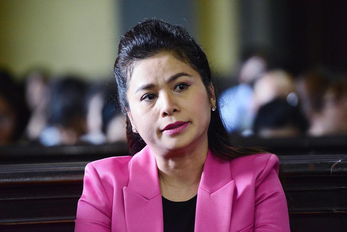 Vo chong vua ca phe, ai dong gop nhieu hon? hinh anh