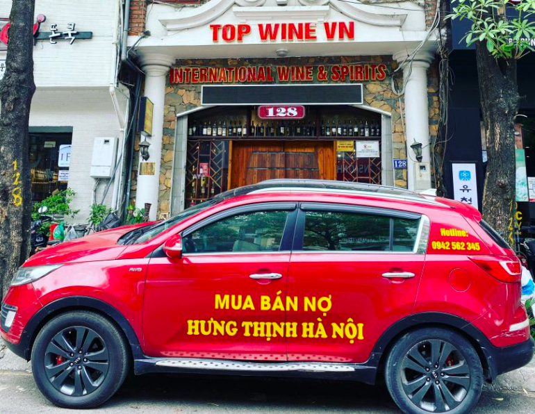 PGD Cong ty mua ban no Hung Thinh Ha Noi bi bat, chu no co vo can? hinh anh