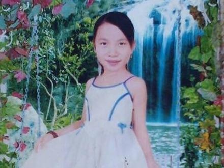 8X, 9X ngay xua chup studio: Mat cua minh nhung than hinh nguoi khac hinh anh