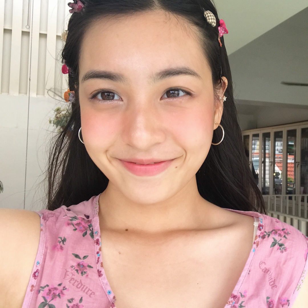 hot girl,  Mai Tay,  Tuong San,  thi dai hoc,  10X thi dai hoc anh 1