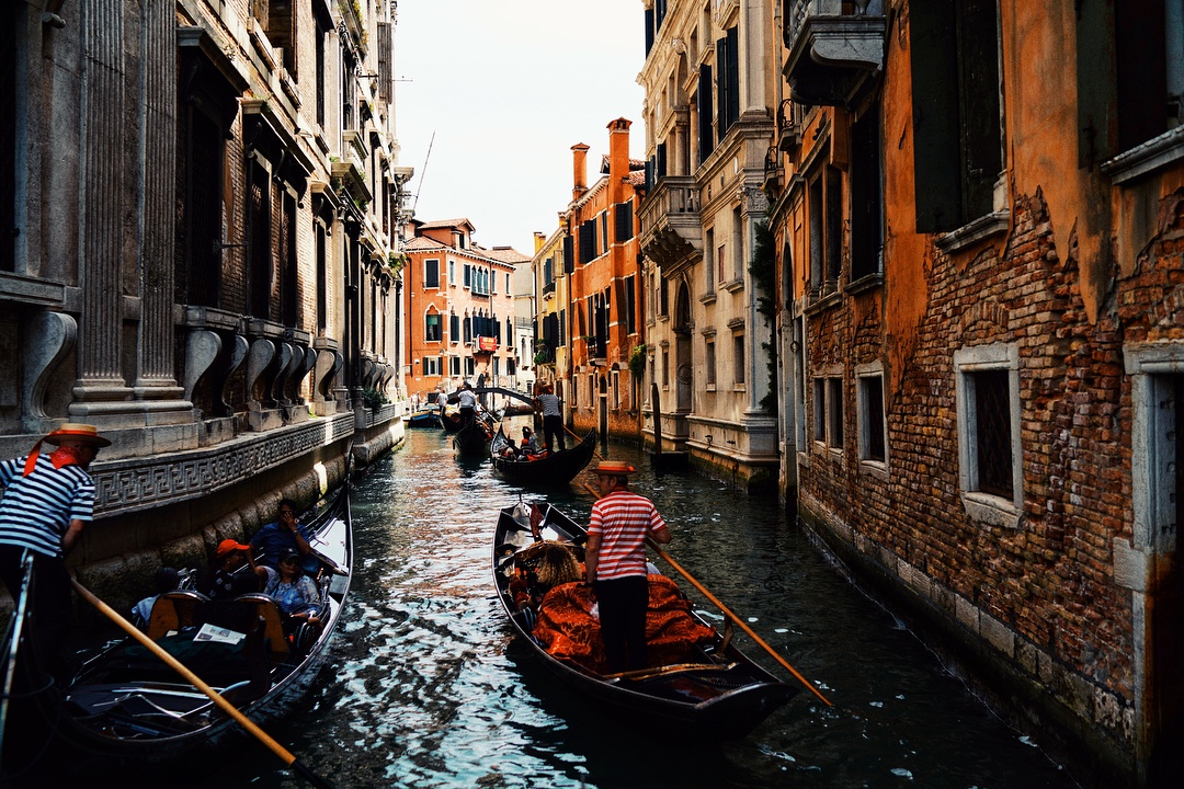 hot girl Chau Bui tai Venice anh 2