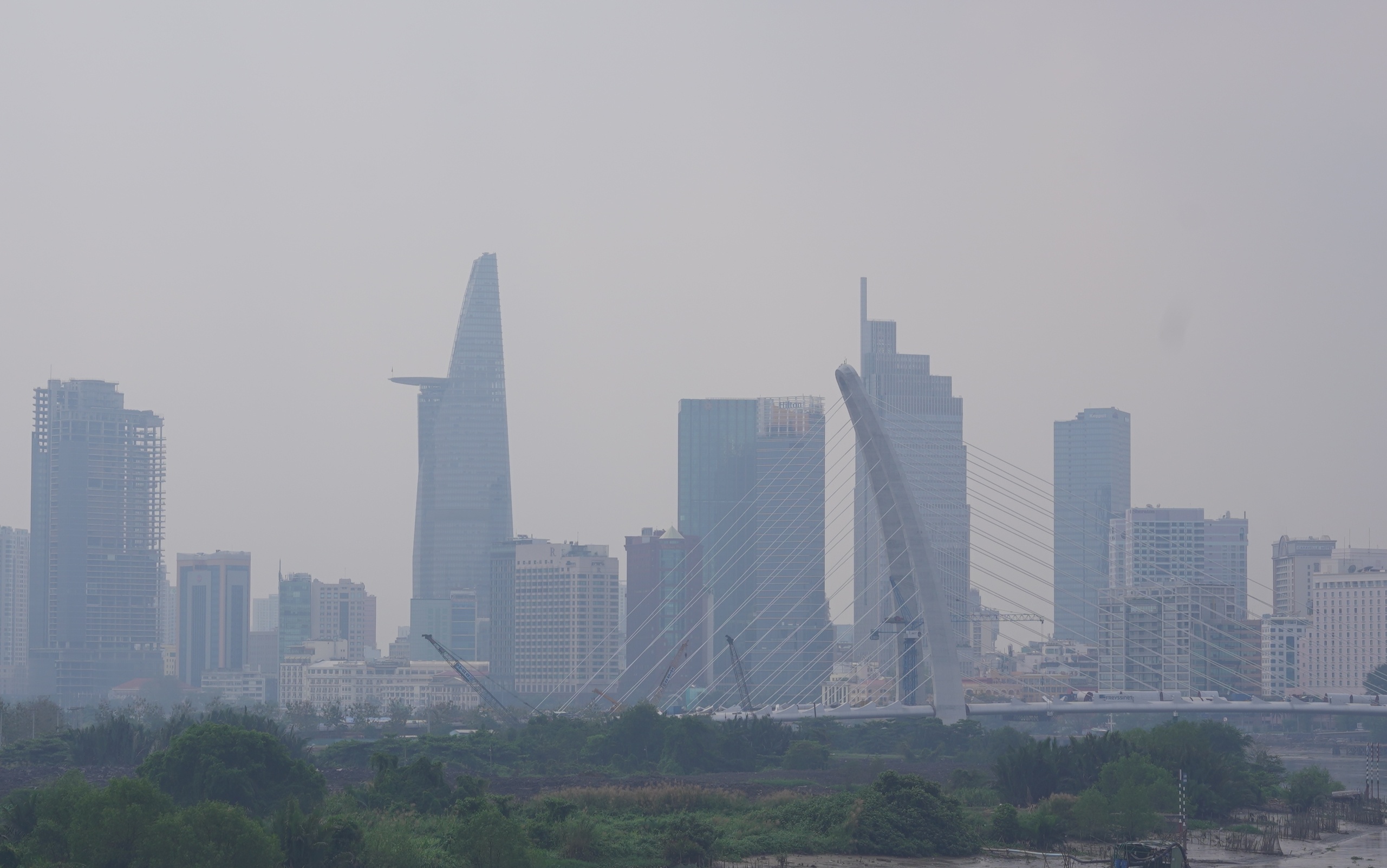 Mu kho bao phu TP.HCM ca ngay hinh anh