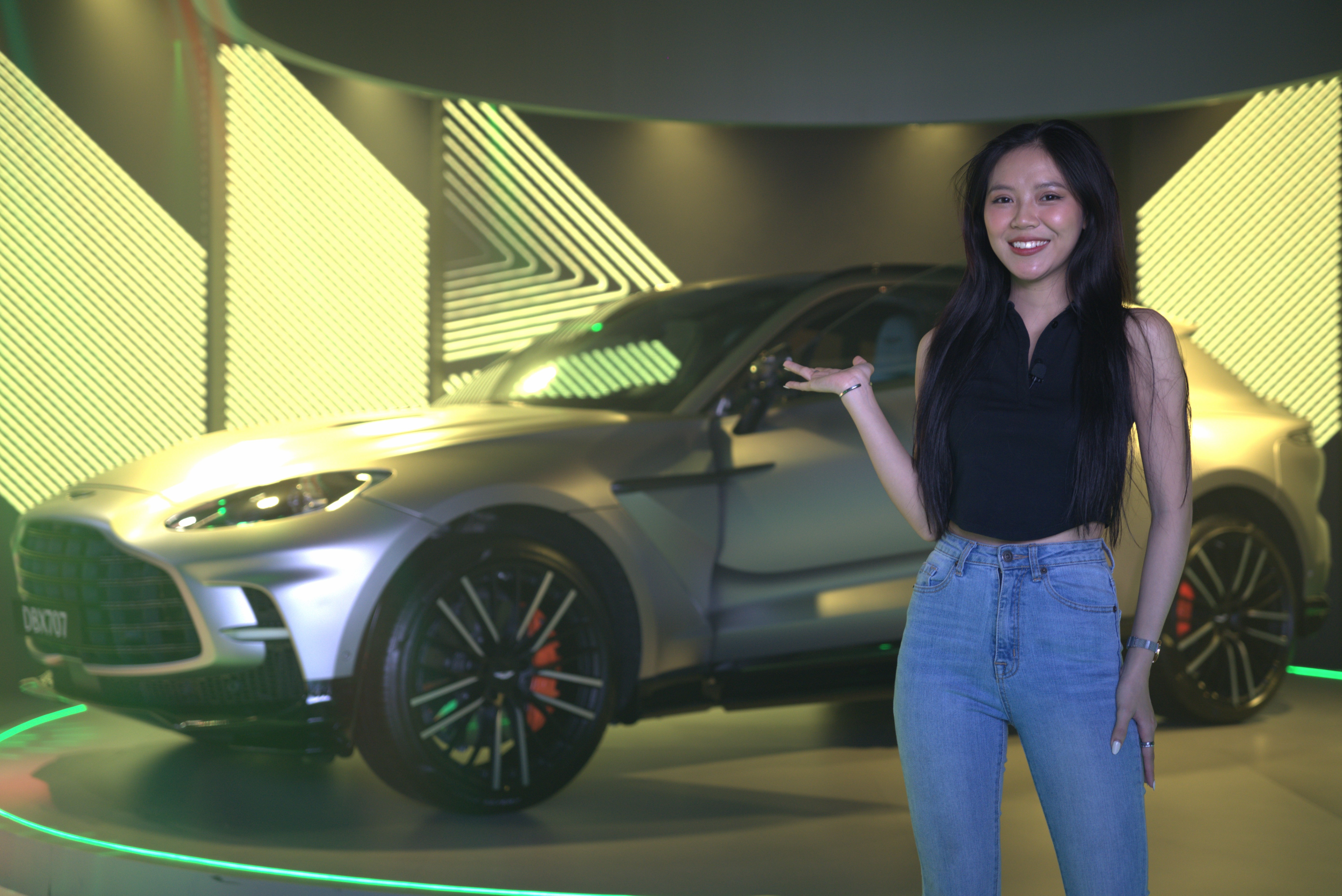 Kham pha nhanh sieu SUV trieu USD Aston Martin DBX707 hinh anh