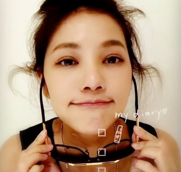 Ve ngoai tre trung cua my nhan 42 tuoi hinh anh