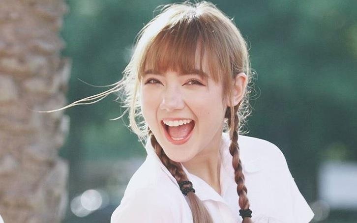 Hot girl Thai Lan cover 'Beo dat may troi' gio ra sao? hinh anh