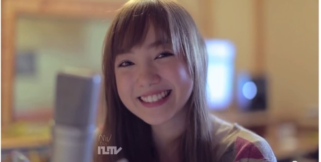 Hot girl Thai Lan cover 'Beo dat may troi' hinh anh