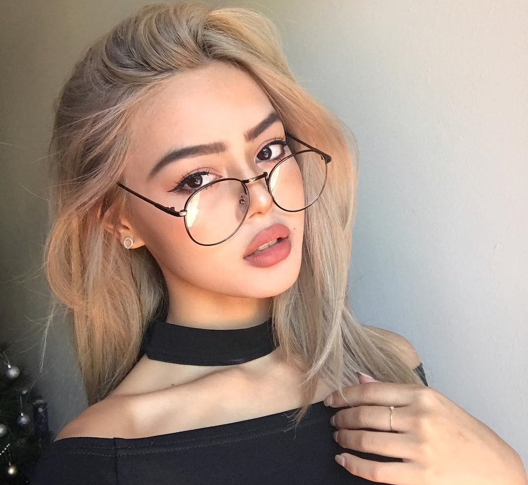 lily maymac anh 6
