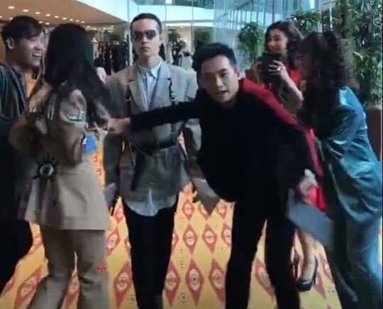 Pho Dac Biet, Kelbin Lei nhai lai Jessica hinh anh