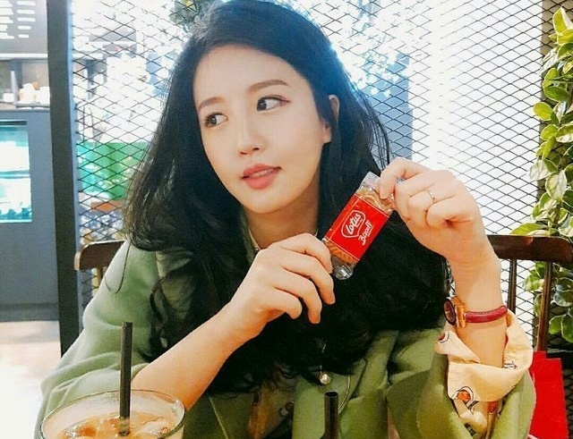 co giao day toan dep nhu dien vien anh 5