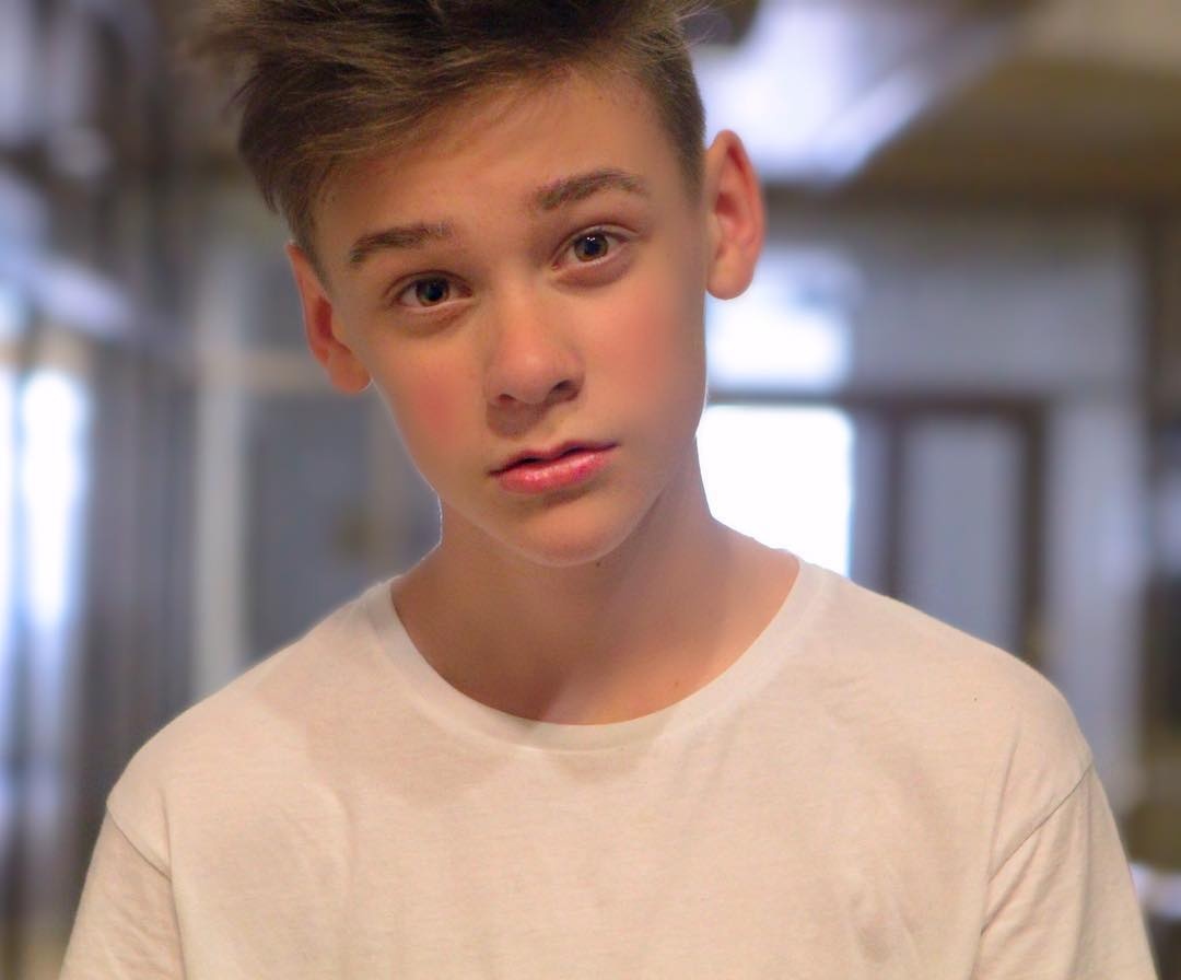 Teaser ca khuc cua Mike Leon hinh anh