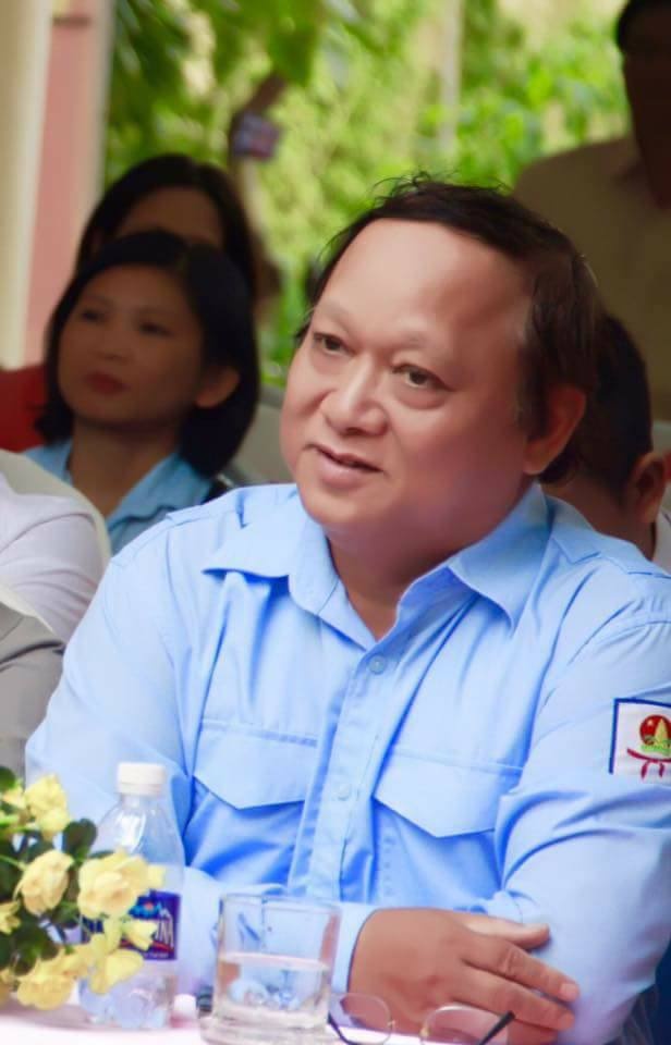 phó giám đốc nhà thiếu nhi múa bài đàn gà con ảnh 2 pho giam doc nha thieu nhi mua bai dan ga con anh 2