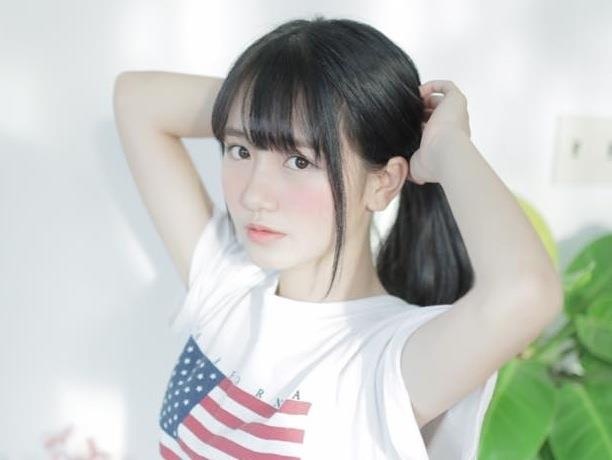 Nu sinh Nha Trang gay thuong nho voi ve dep thuan khiet hinh anh