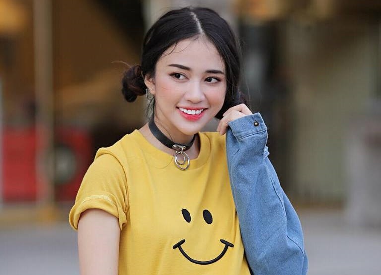 'Ban gai Quang Vinh' gay sot voi video hat nhep hinh anh