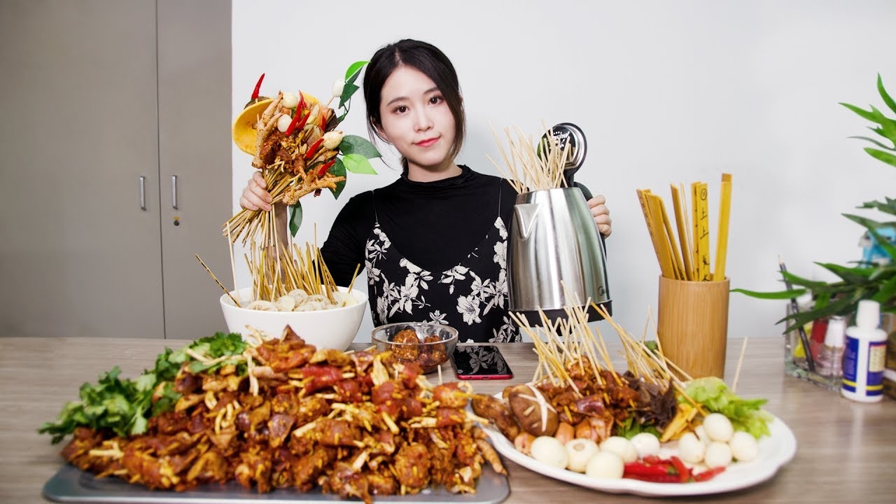 Thanh van phong nau lau xien que bang am sieu toc hinh anh