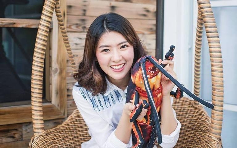 Gioi tre Thai Lan ro mot mua gian nhoi bong tang ban be hinh anh