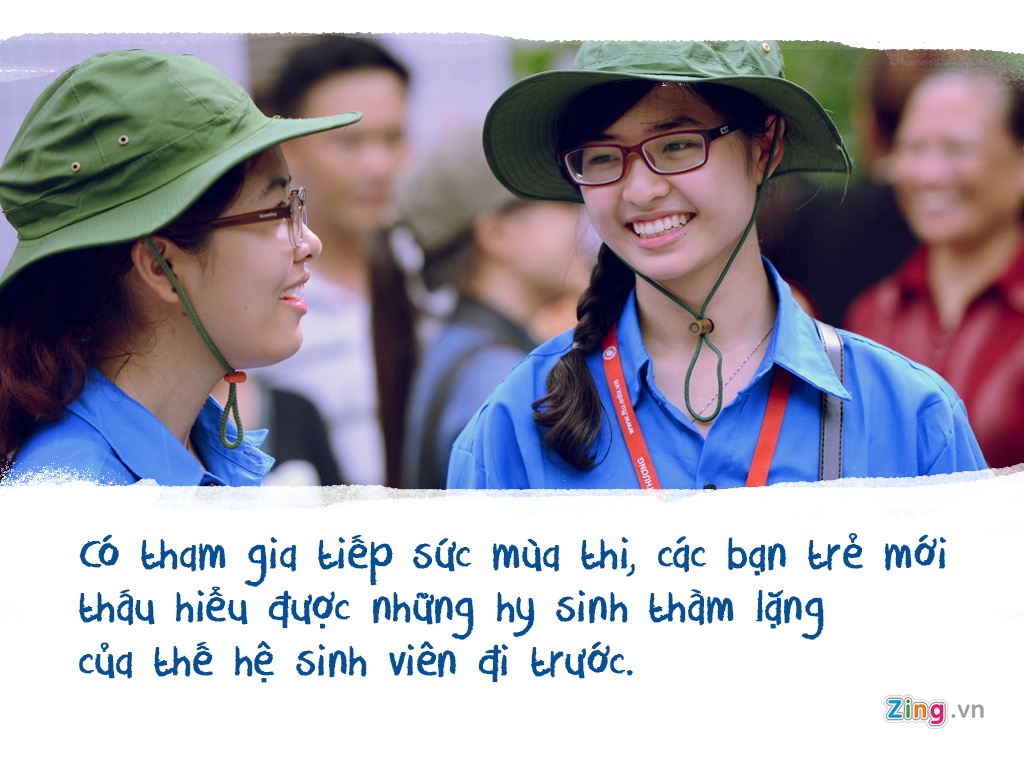 sinh vien tinh nguyen tiep suc mua thi anh 3