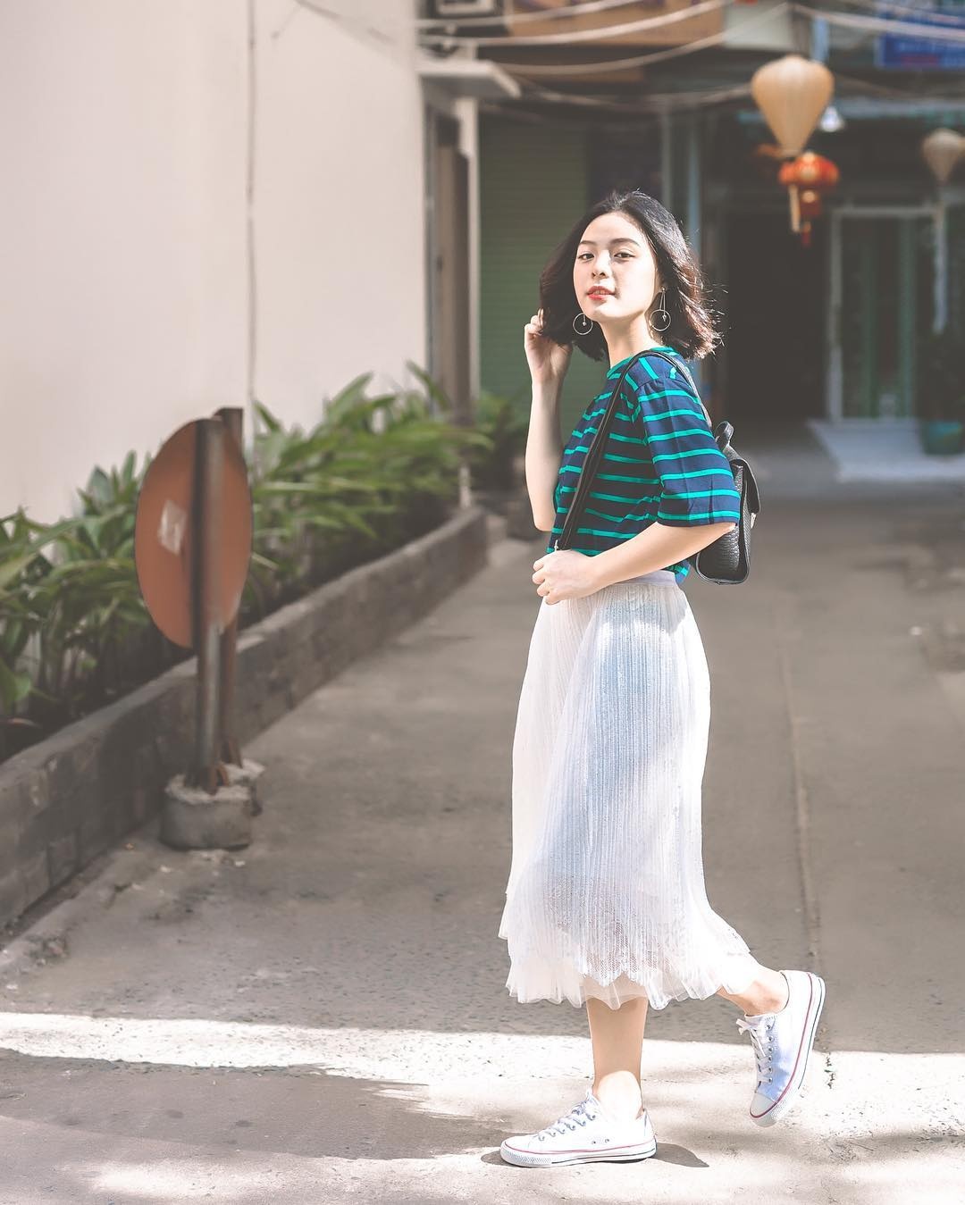 nhan sac xinh dep cua mau nu 18 tuoi cao 1m70 anh 2