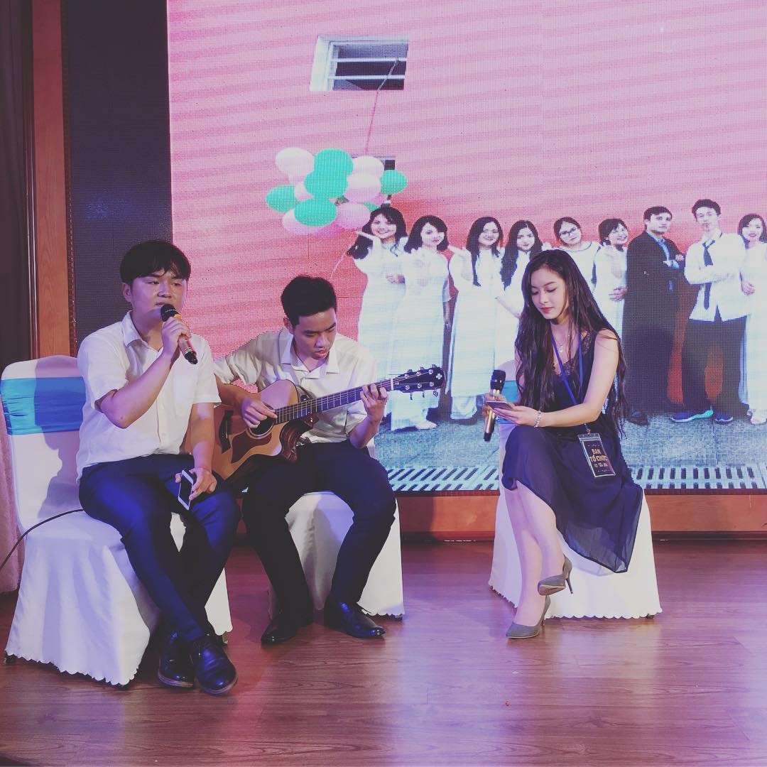 cô gái duyên dáng khi mặc áo dài ảnh 8 co gai duyen dang khi mac ao dai anh 8