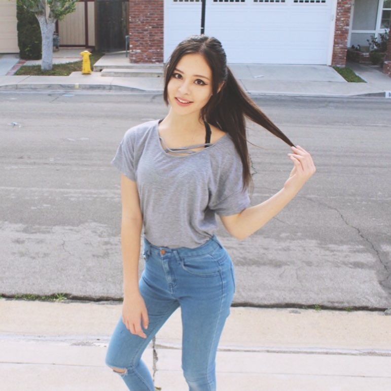 hot girl cover Despacito ảnh 4 hot girl cover Despacito anh 4