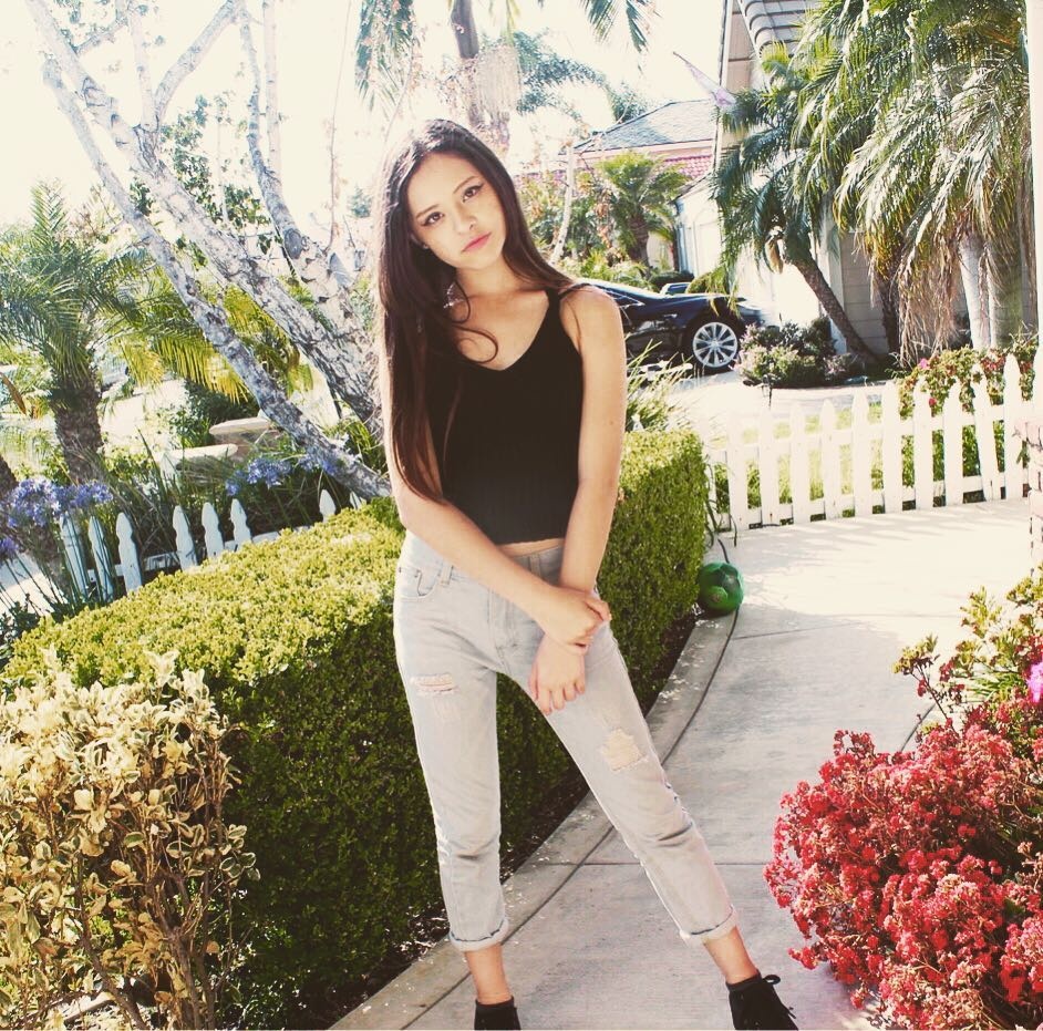 hot girl cover Despacito ảnh 7 hot girl cover Despacito anh 7