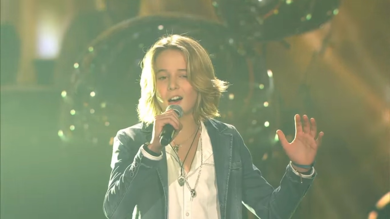 Matteo Markus Bok trinh dien trong The Voice Kids hinh anh