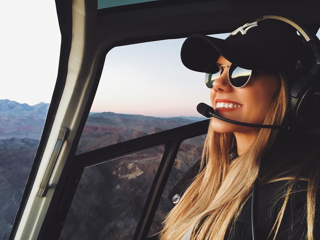 Nhan sac cua nu phi cong Brazil hinh anh