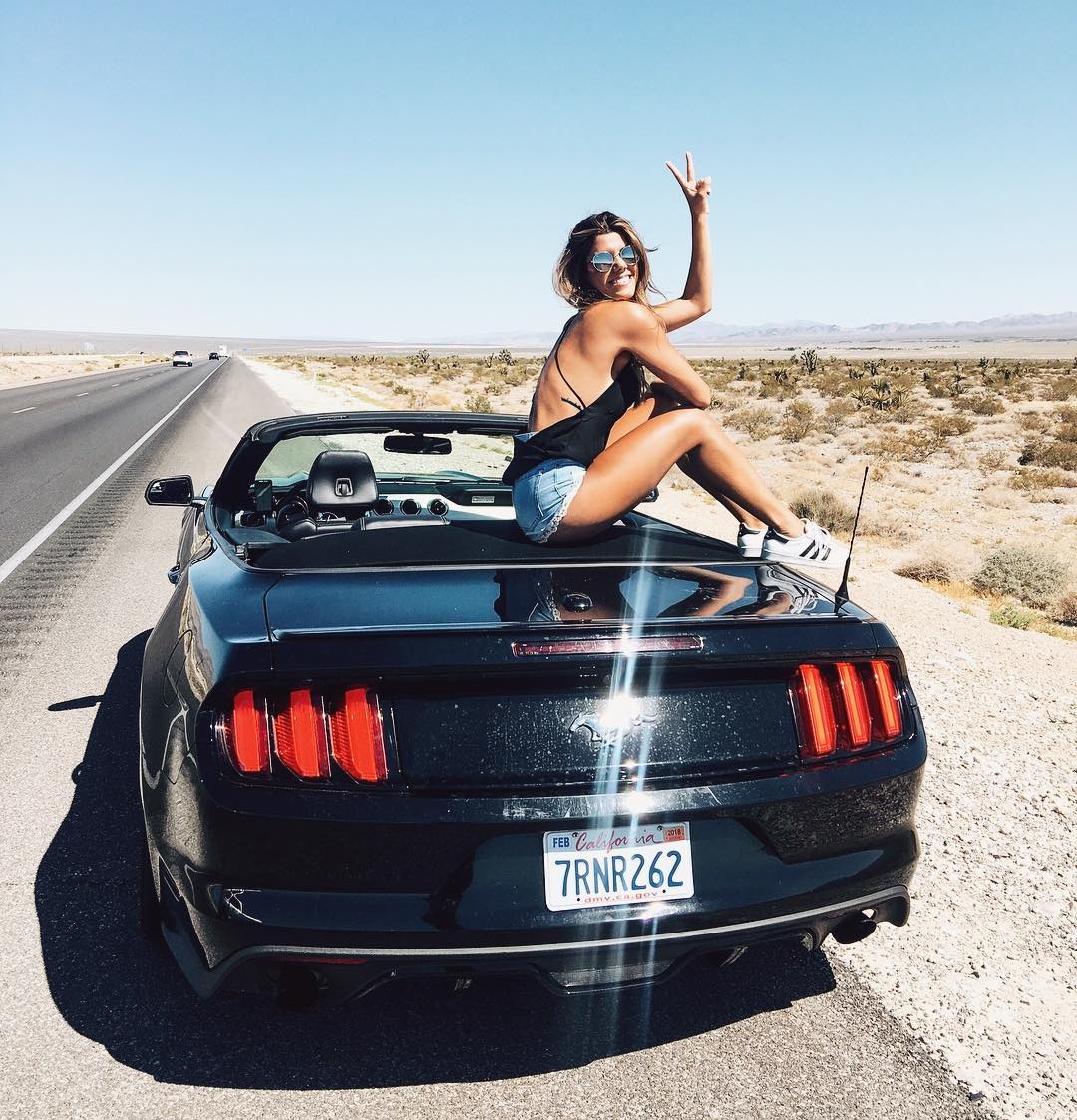 nu phi cong goi cam nhat the gioi anh 10