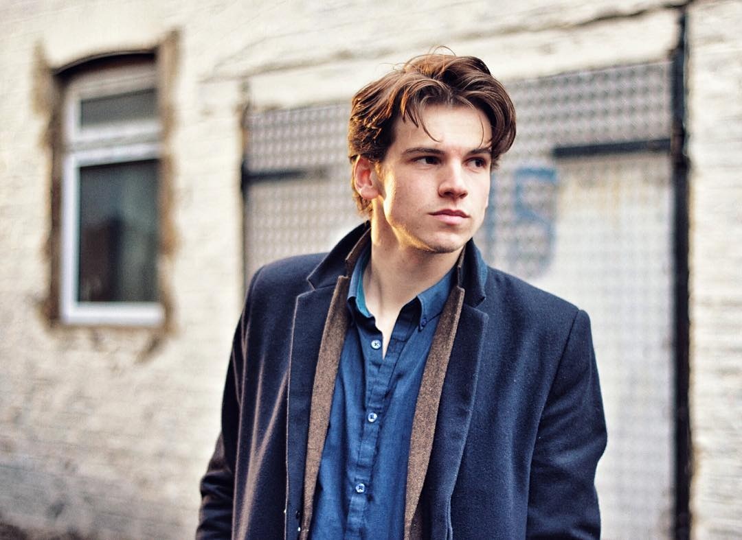 chang trai gia giong nhan vat harry potter anh 5