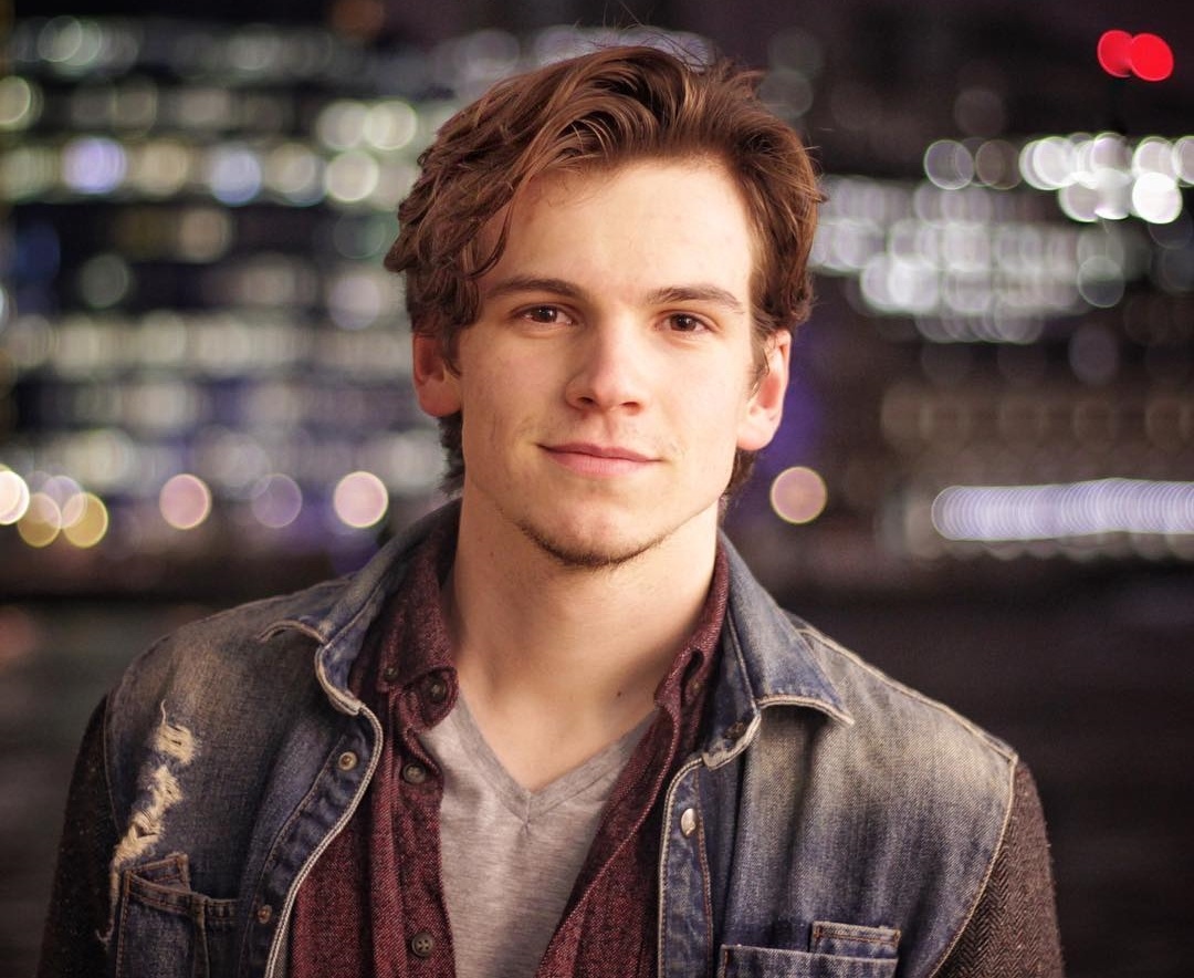 Anh chang co biet tai gia giong nhan vat Harry Potter hinh anh