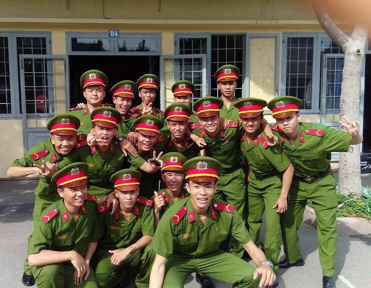 hot boy chua chay anh 4