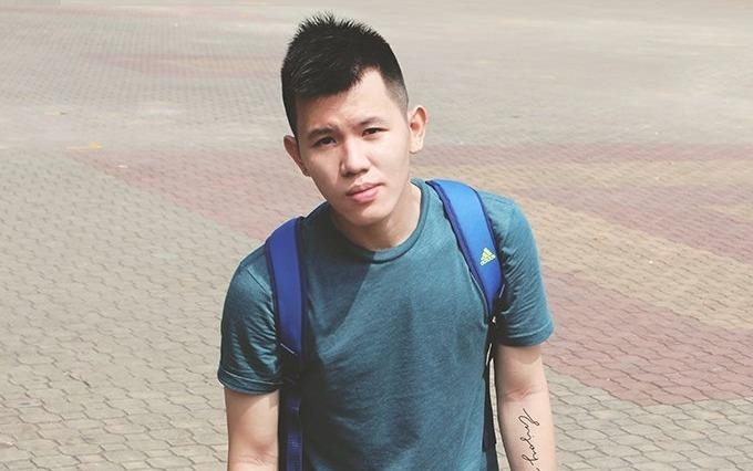 Tu vu Maxk Nguyen: Lam on dung ngu quen tren 'hao quang vay muon' hinh anh
