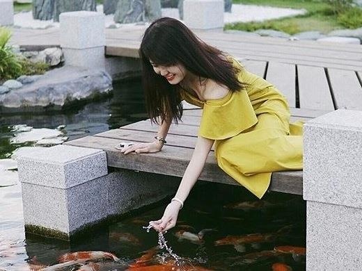 Gioi tre Sai Gon 2/9 di choi dau chi voi 100.000 dong? hinh anh