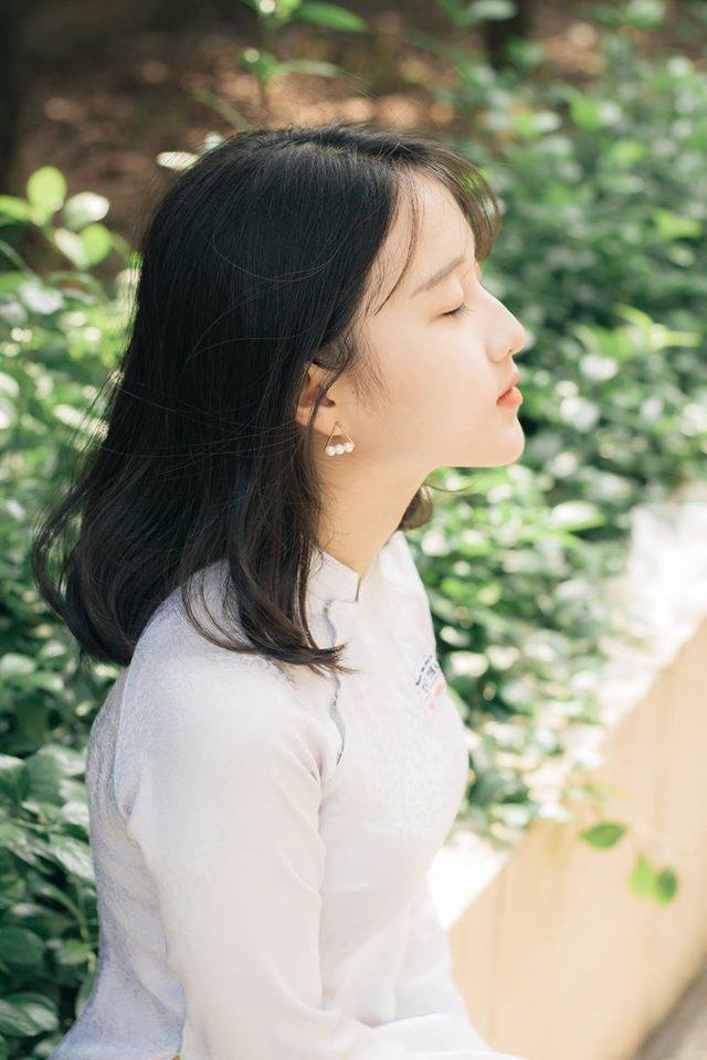 nu sinh ao dai anh 7