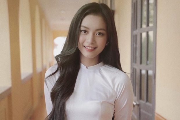 Nhung thieu nu Viet gay thuong nho vi qua xinh dep trong ta ao dai hinh anh