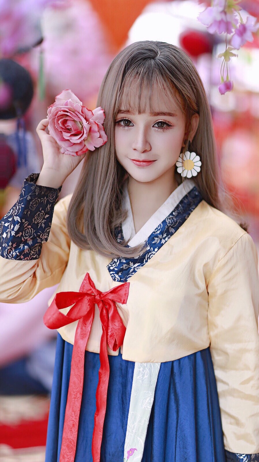 hot girl cover yen tatoo anh 5