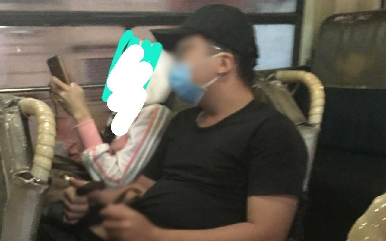 Cha dua nu sinh Sai Gon di vien sau khi bi bien thai danh chay mau dau hinh anh