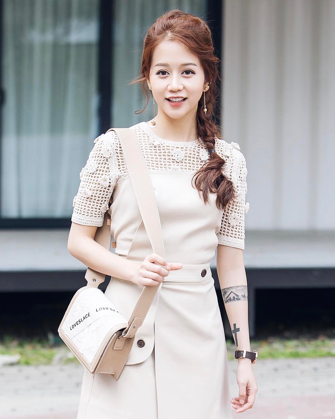 an nguy toc ngan anh 9