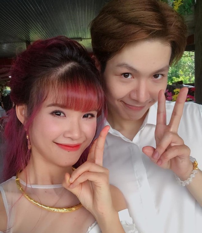 cap doi cong khai hen ho anh 3