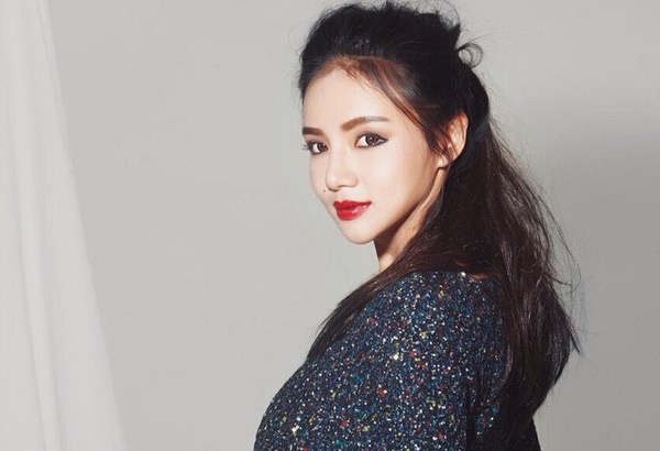 Ai nu nha ty phu Singapore du dam cuoi ban hinh anh